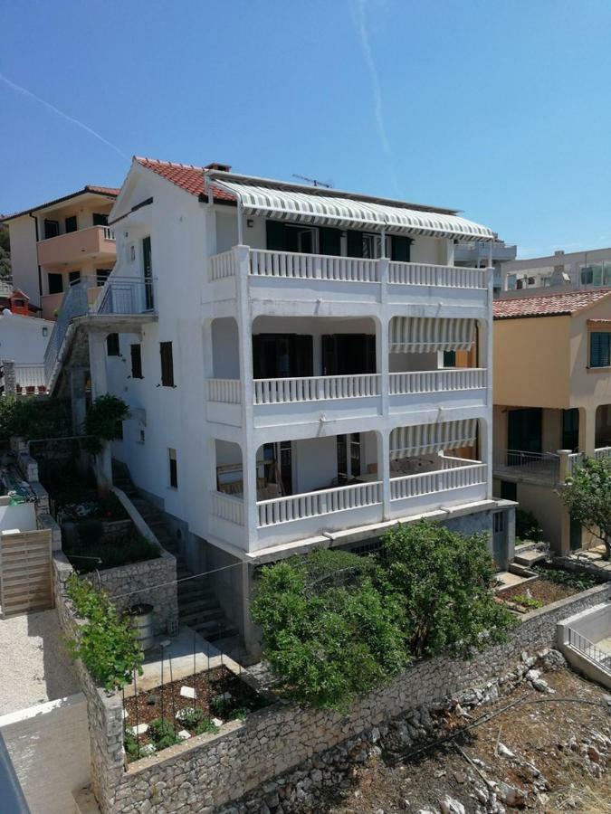 Apartments Lucija Ražanj エクステリア 写真