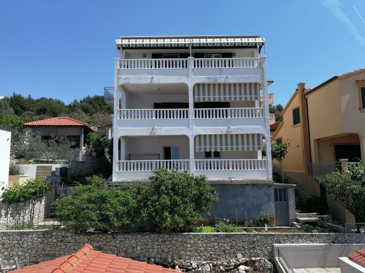 Apartments Lucija Ražanj エクステリア 写真